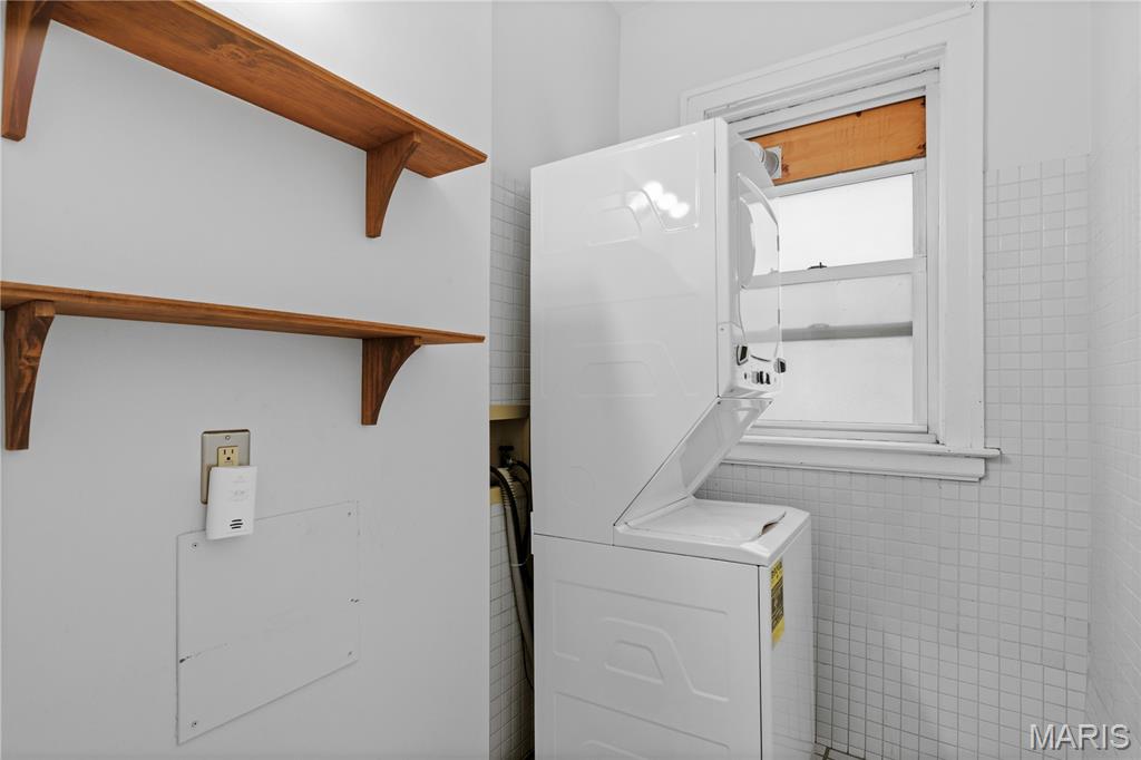 Versailles Condo - Residential