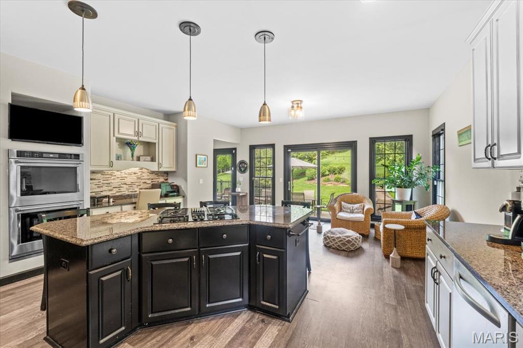 Greystone Six - Residential