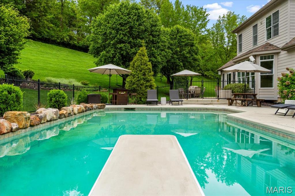 Greystone Six - Residential