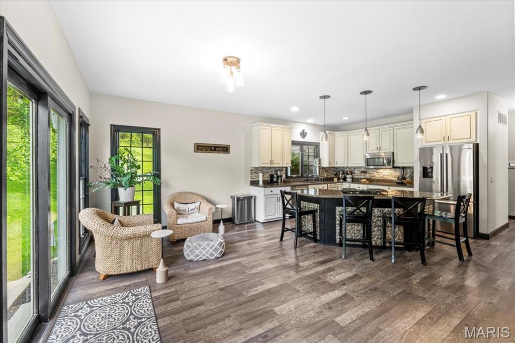 Greystone Six - Residential