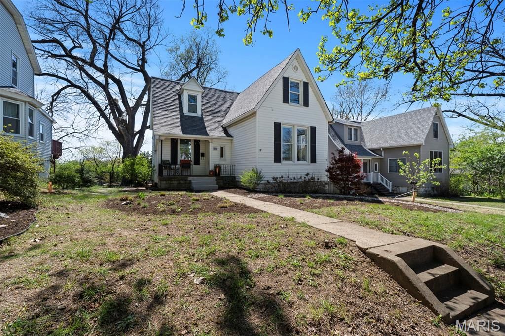 Photo of 6518 Odell Street, St Louis, MO 63139 (MLS # 26020812)