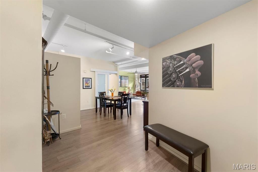 Photo of 915 Olive Street #1011, St Louis, MO 63101 (MLS # 26027024)