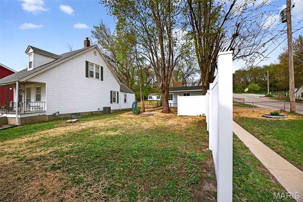 City/Stcharles - Residential