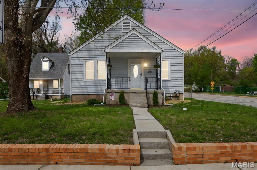 City/Stcharles - Residential