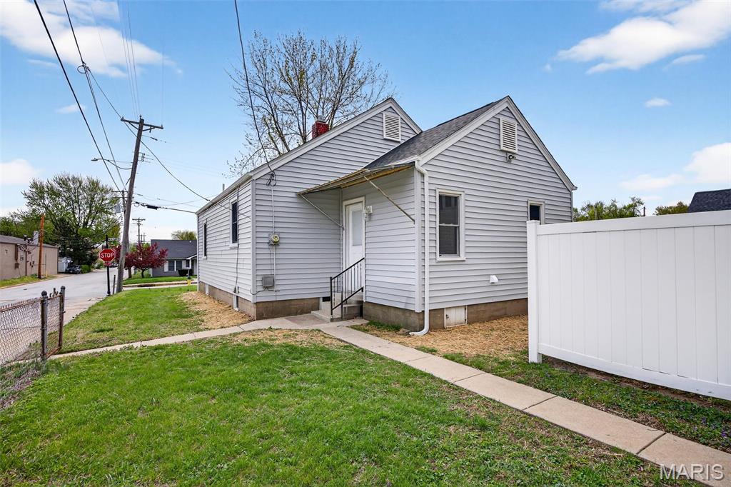 City/Stcharles - Residential