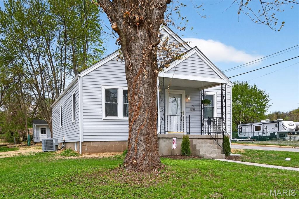 City/Stcharles - Residential