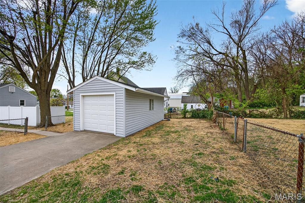 City/Stcharles - Residential