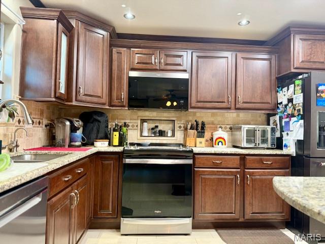 Lake Apollo - Residential