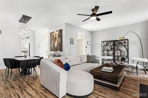 Tiny photo for 4328 Maryland Avenue #5, St Louis, MO 63108 (MLS # 26018760)