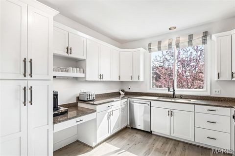 Tiny photo for 4328 Maryland Avenue #5, St Louis, MO 63108 (MLS # 26018760)