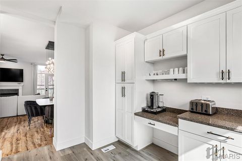 Tiny photo for 4328 Maryland Avenue #5, St Louis, MO 63108 (MLS # 26018760)