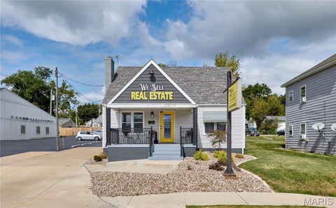 Tiny photo for 541 E Cherry Street, Troy, MO 63379 (MLS # 26057043)