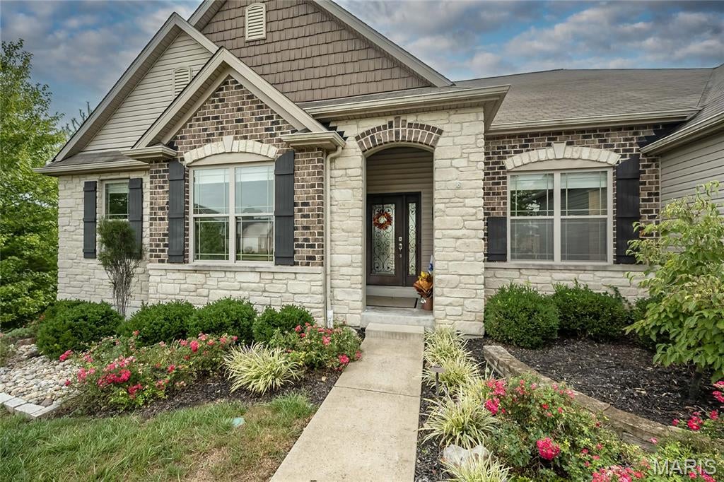 101 Castlewood Estates Drive