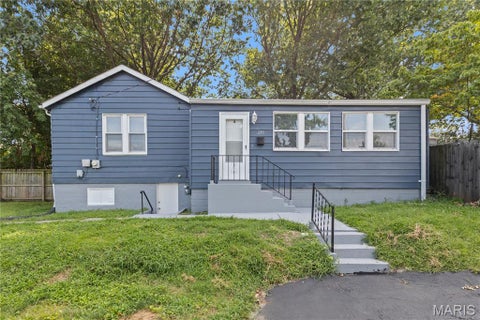 Photo of 230 Kayser Avenue, St Louis, MO 63125 (MLS # 26049167)