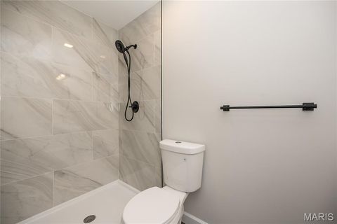 Tiny photo for 15693 Dresden Lake Court, Chesterfield, MO 63017 (MLS # 26004288)