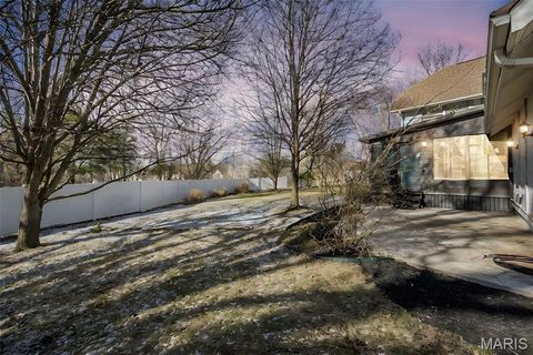 Tiny photo for 15693 Dresden Lake Court, Chesterfield, MO 63017 (MLS # 26004288)