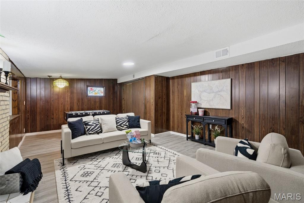 Paddock Hills 14 - Residential