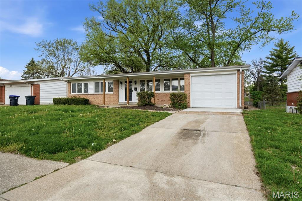 Paddock Hills 14 - Residential