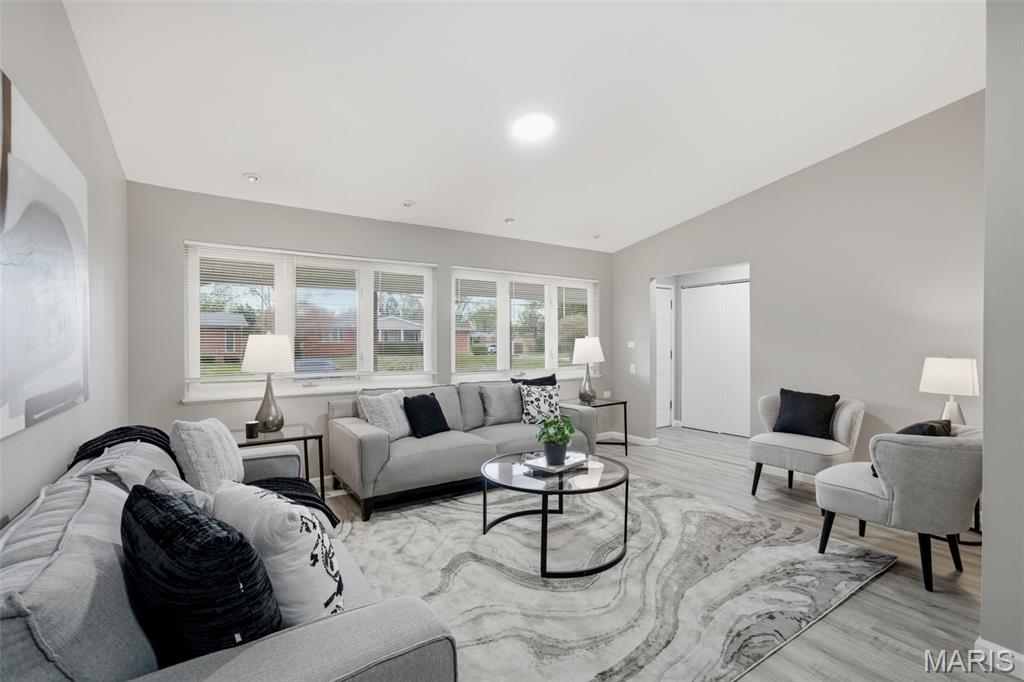 Paddock Hills 14 - Residential