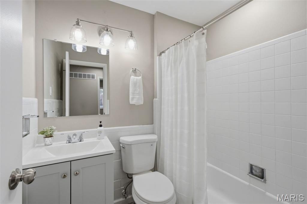 Paddock Hills 14 - Residential