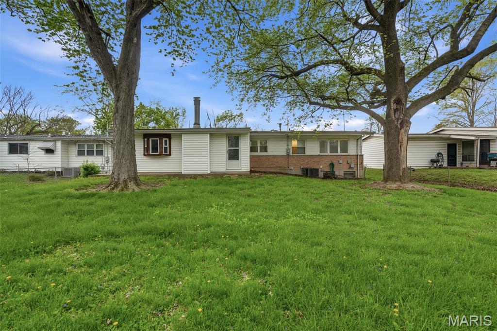 Paddock Hills 14 - Residential