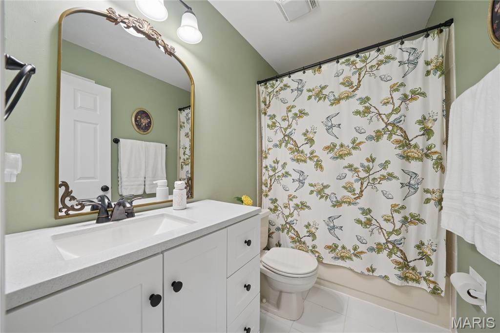 Pointe Clayton - Residential