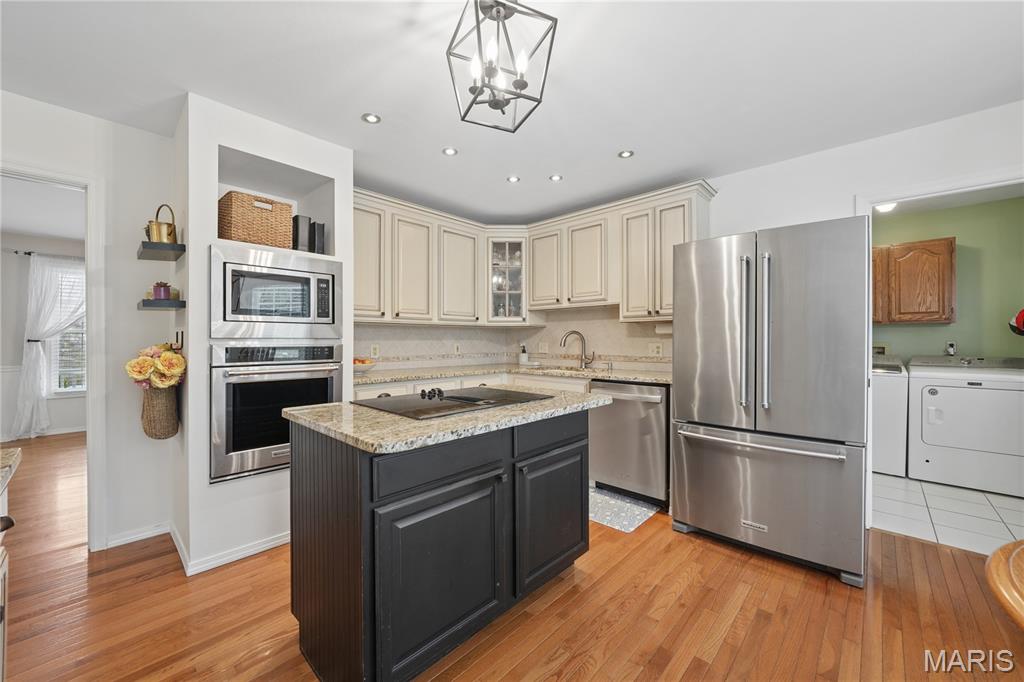 Pointe Clayton - Residential