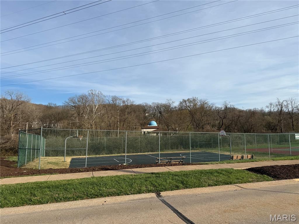 Pointe Clayton - Residential