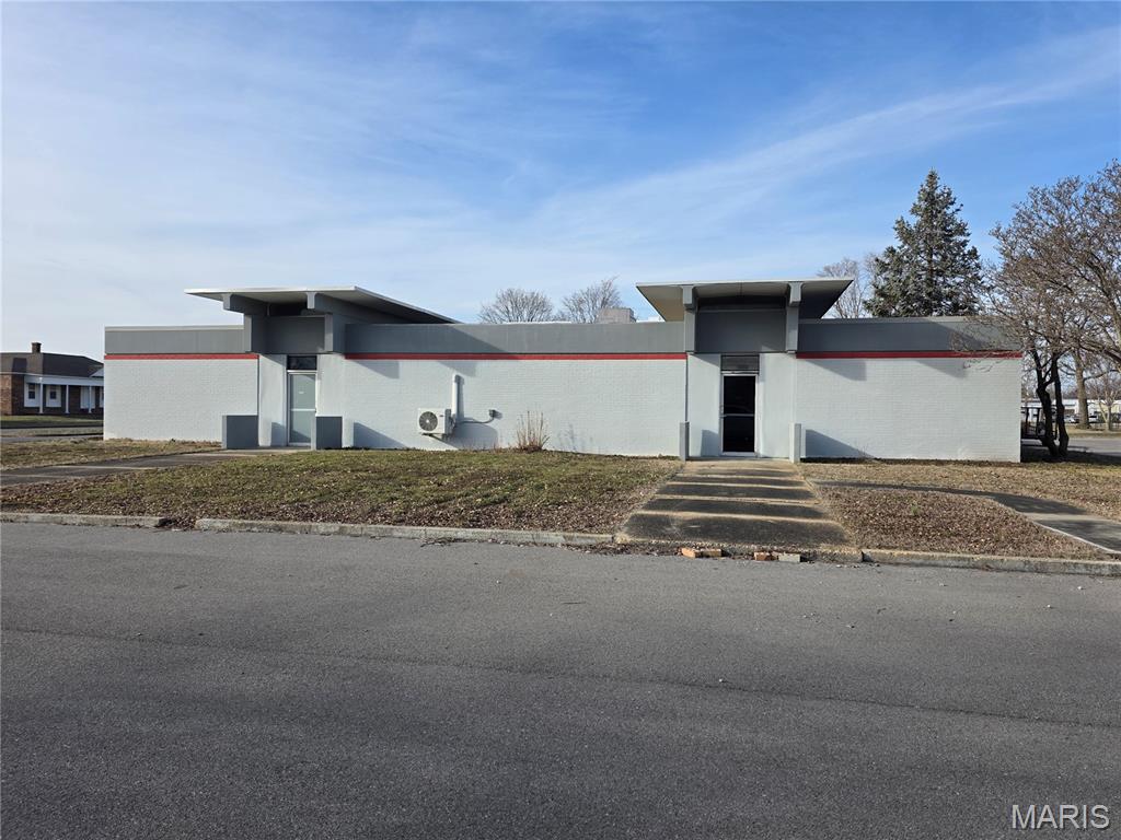 City/Sikeston - Commercial Sale