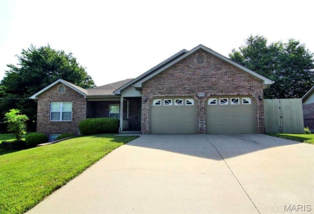 Photo of 815 Pecan Lane, Jackson, MO 63755 (MLS # 26023865)