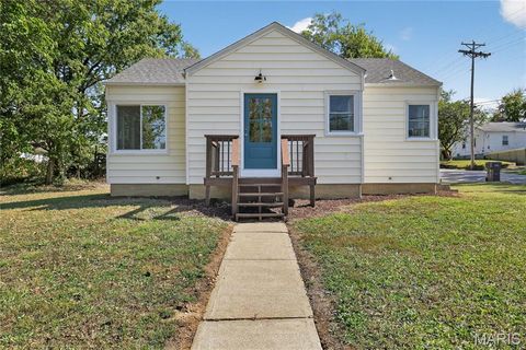 Tiny photo for 890 Main Street, Troy, MO 63379 (MLS # 25066600)