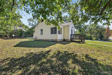 Tiny photo for 890 Main Street, Troy, MO 63379 (MLS # 25066600)