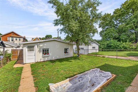 Tiny photo for 6059 Wanda Avenue, St Louis, MO 63116 (MLS # 26035921)