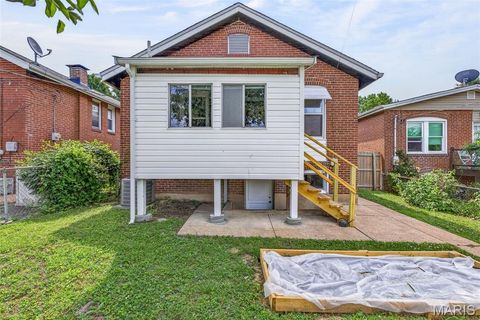 Tiny photo for 6059 Wanda Avenue, St Louis, MO 63116 (MLS # 26035921)