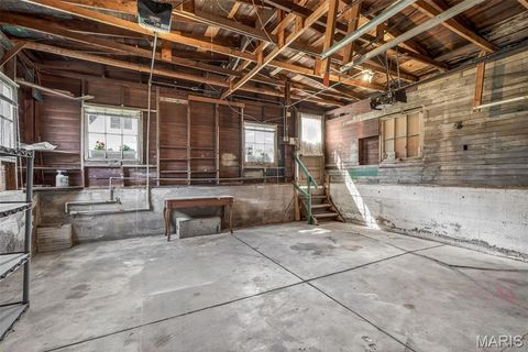 Tiny photo for 6059 Wanda Avenue, St Louis, MO 63116 (MLS # 26035921)