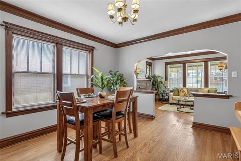 Tiny photo for 6059 Wanda Avenue, St Louis, MO 63116 (MLS # 26035921)