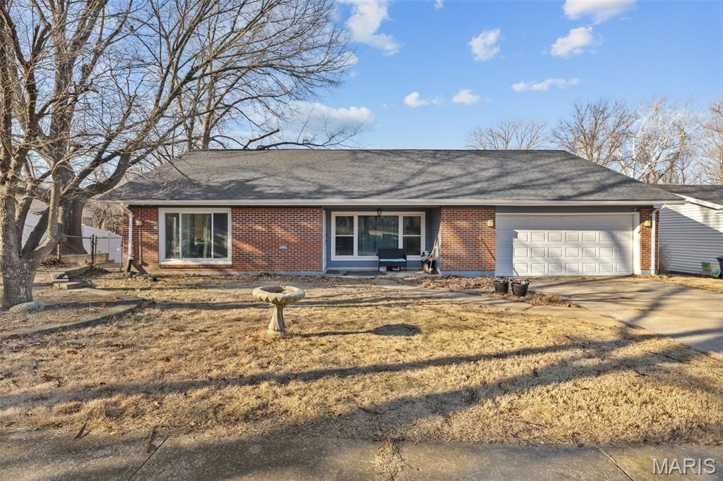 Photo of 2713 Treadway Avenue, St Charles, MO 63301 (MLS # 26003687)