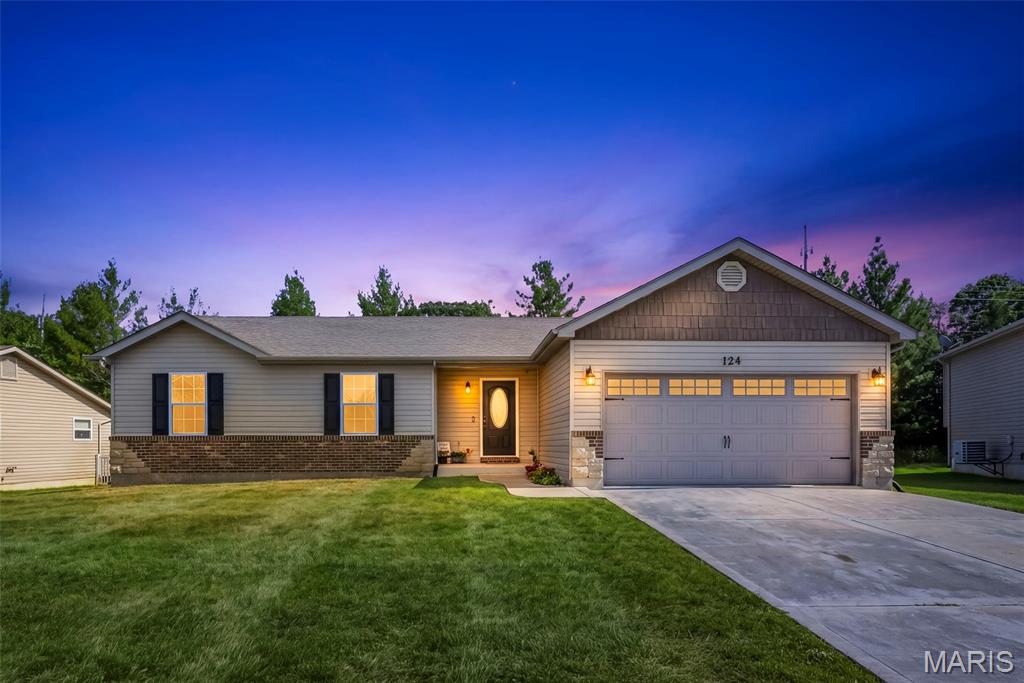 124 Prairie Bluffs Drive