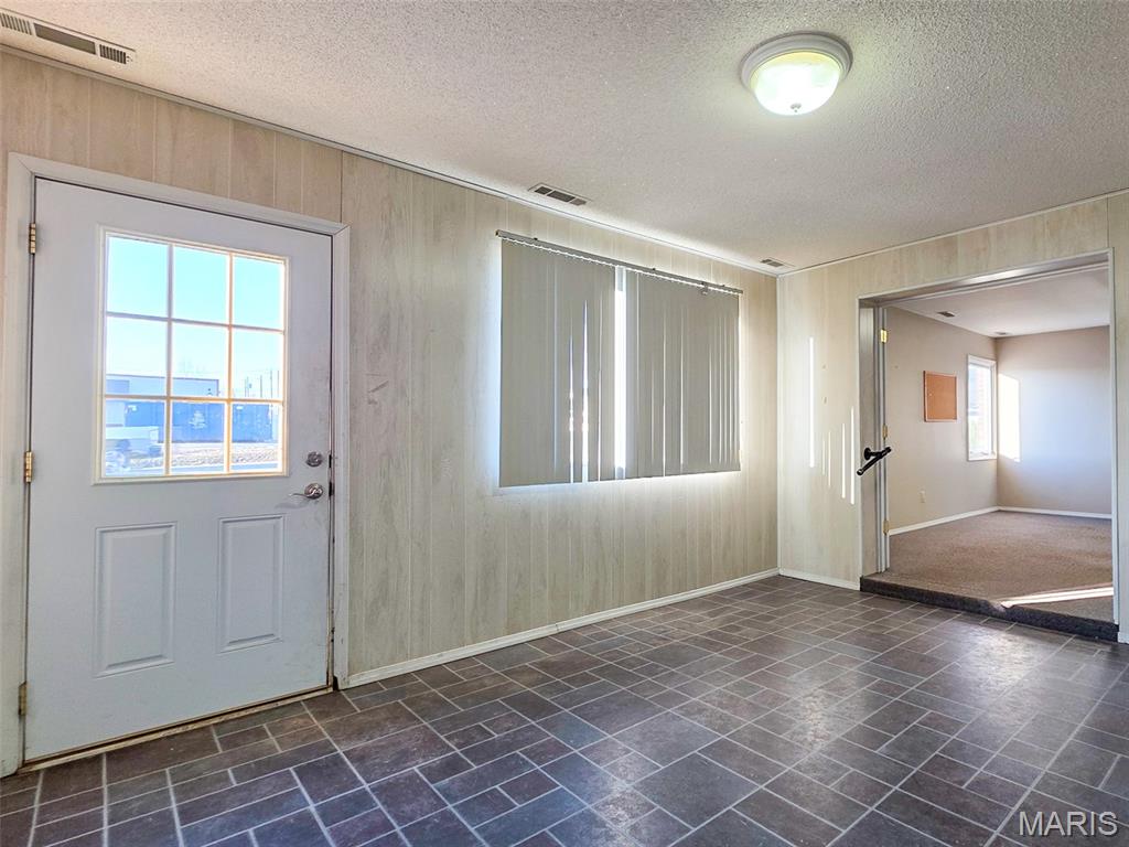 Graham Sub - Commercial Sale