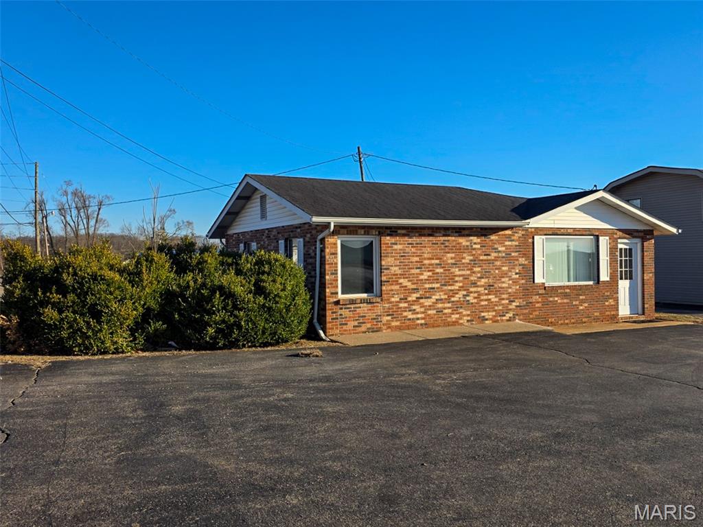 Graham Sub - Commercial Sale