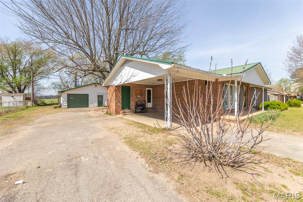 Montgomery: Lot 2 Blk 3 - Residential