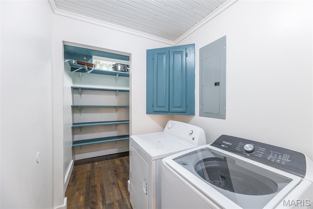 Montgomery: Lot 2 Blk 3 - Residential