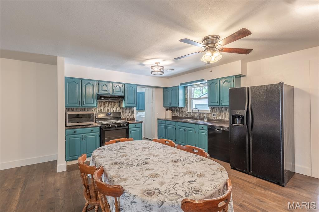 Montgomery: Lot 2 Blk 3 - Residential