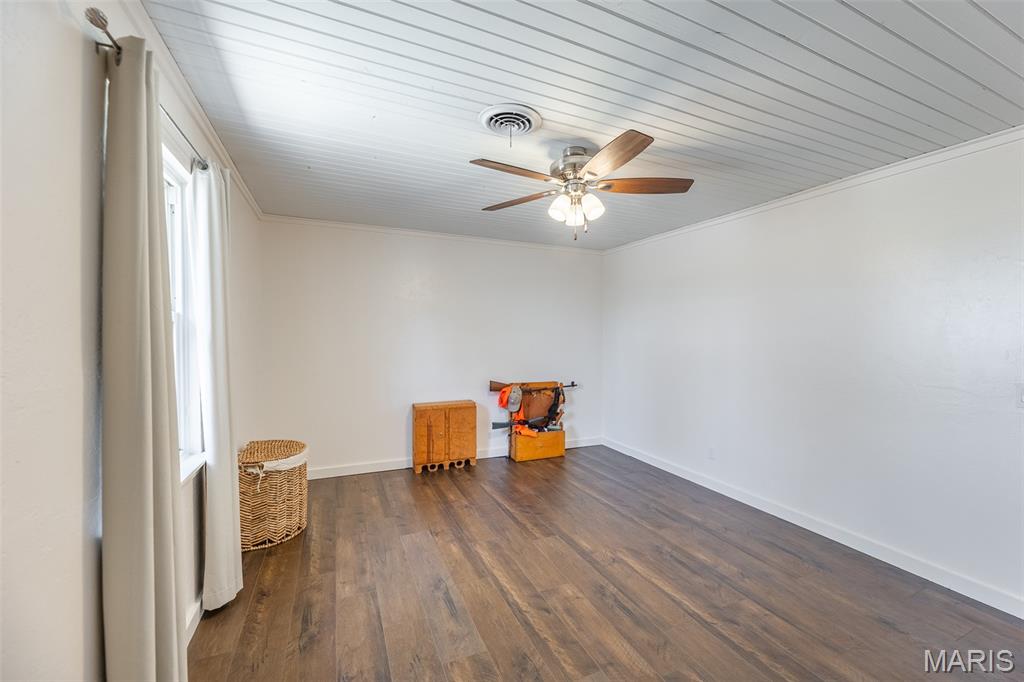 Montgomery: Lot 2 Blk 3 - Residential