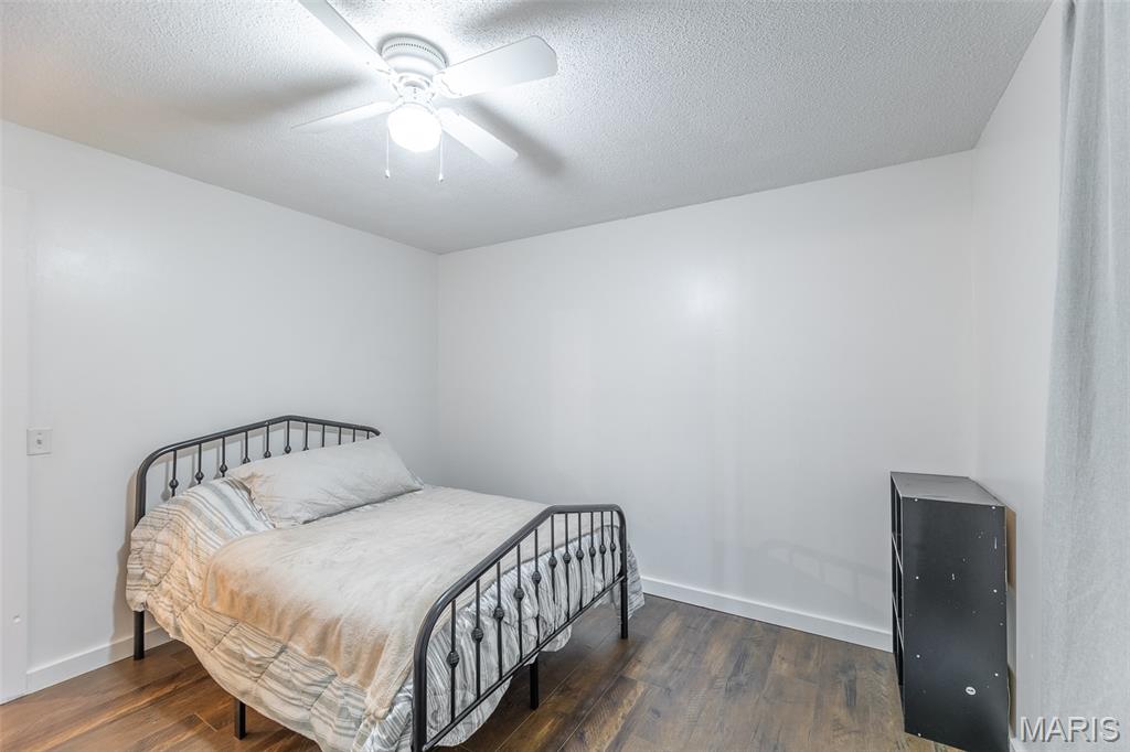 Montgomery: Lot 2 Blk 3 - Residential