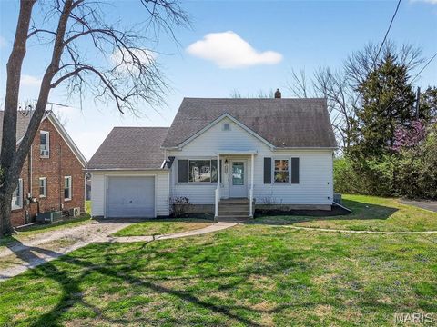 Tiny photo for 1226 Westridge Drive, Washington, MO 63090 (MLS # 26018698)