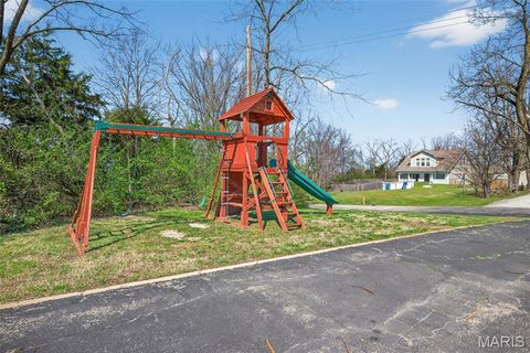 Tiny photo for 1226 Westridge Drive, Washington, MO 63090 (MLS # 26018698)