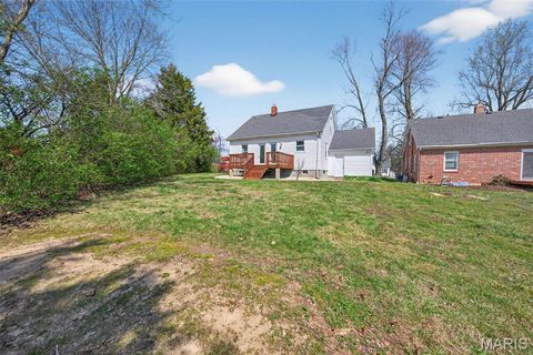Tiny photo for 1226 Westridge Drive, Washington, MO 63090 (MLS # 26018698)