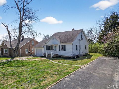 Tiny photo for 1226 Westridge Drive, Washington, MO 63090 (MLS # 26018698)
