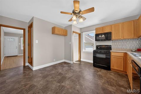 Tiny photo for 1226 Westridge Drive, Washington, MO 63090 (MLS # 26018698)